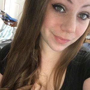 Meet your Posher, Chrissy